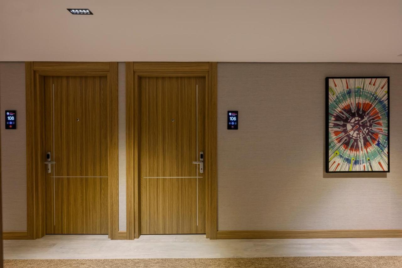 Ramada Encore By Wyndham Istanbul Sisli Exterior foto